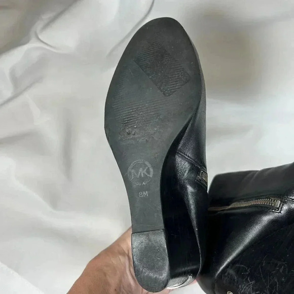 Michael Kors Size 8M Black Leather Wedge Ankle Boots Side Zipper - Picture 11 of 15